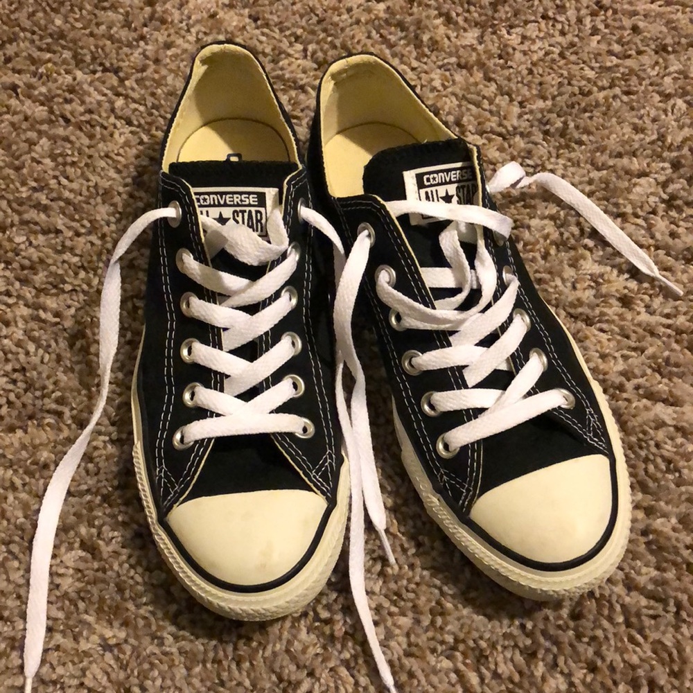 Black converse
